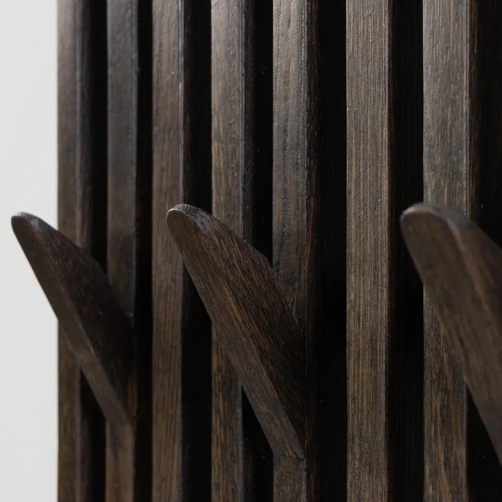 Ciemnobrązowy wieszak ścienny z litego drewna dębowego 24 cm Parco – Spinder Design