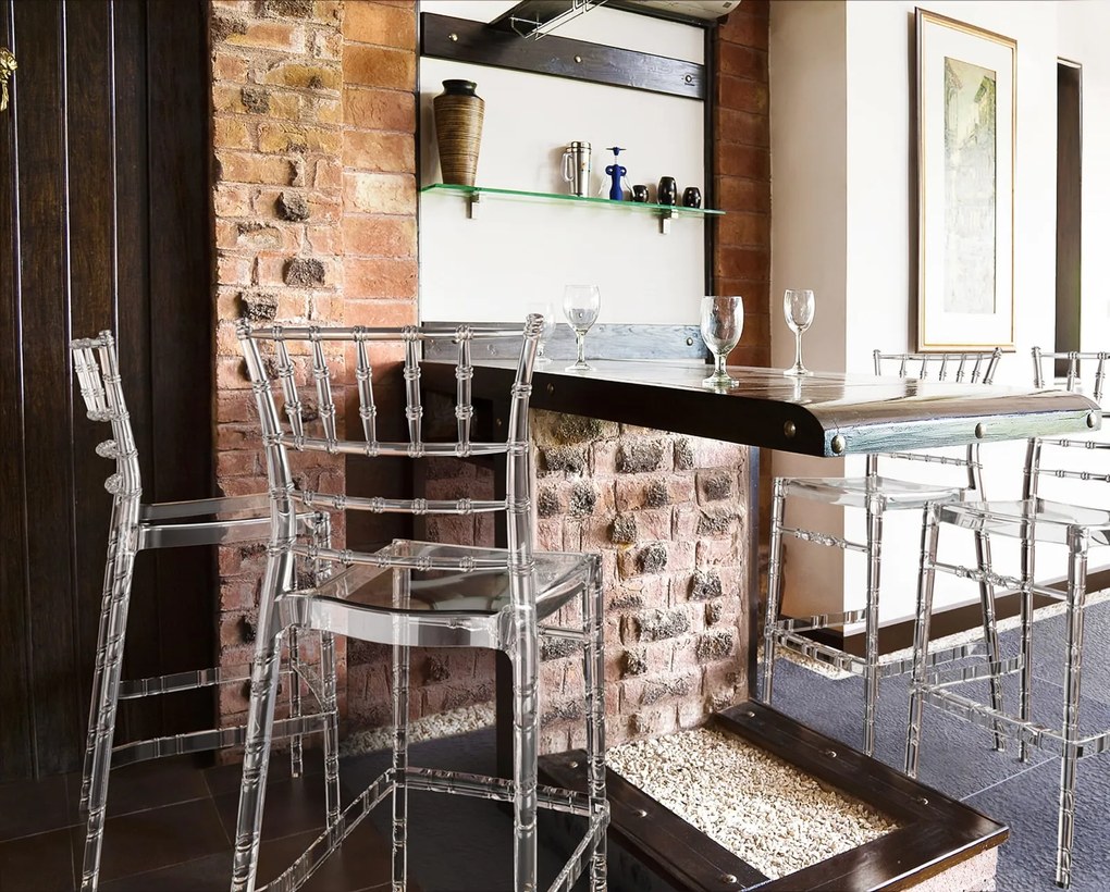 Hoker restauracyjny Chiavari Bar 75 z wysokim oparciem
