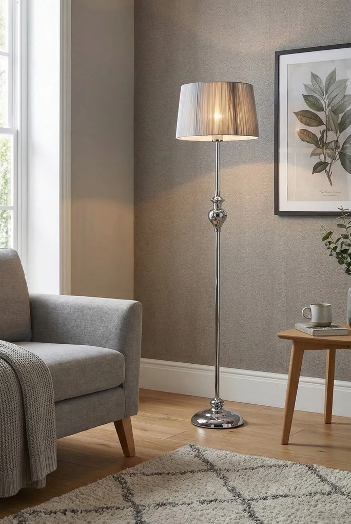 Srebrna lampa stojąca z nitkowym abażurem - V165 C9-B38