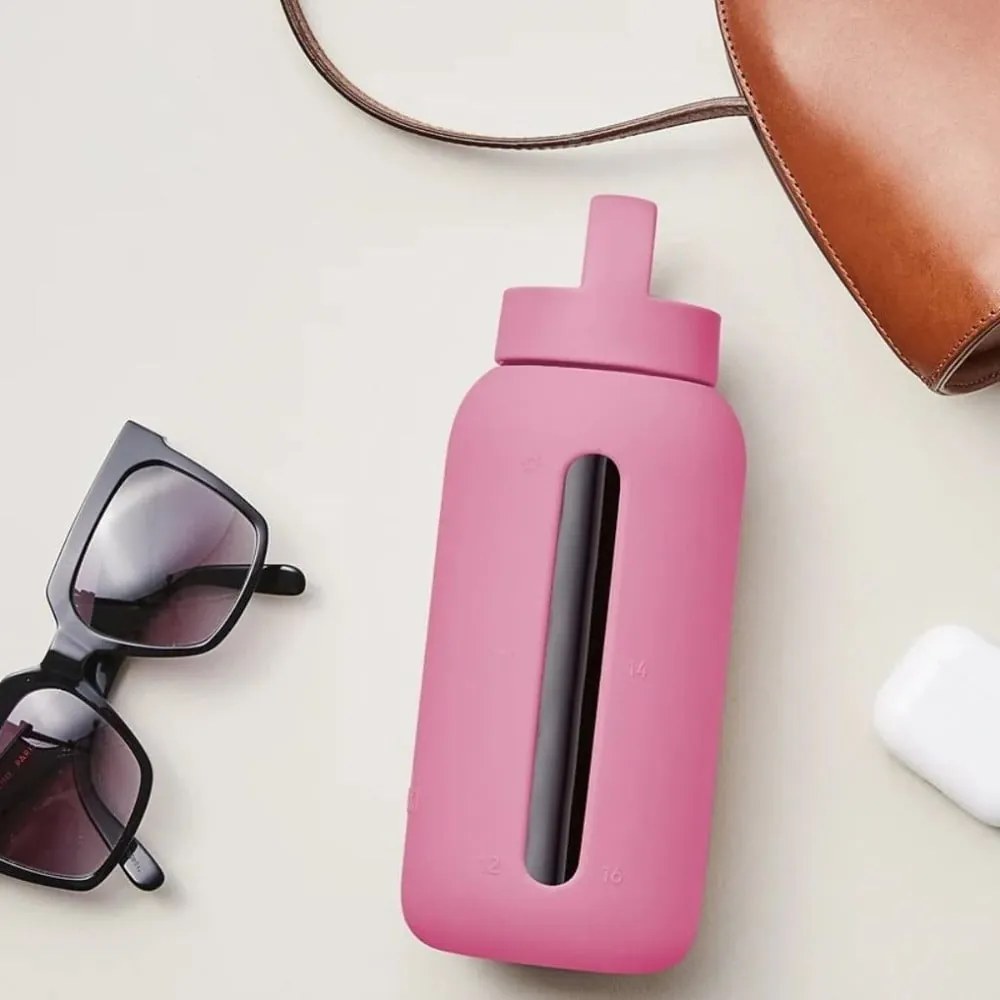Różowa butelka podróżna 720 ml Flamingo Pink – Muuki