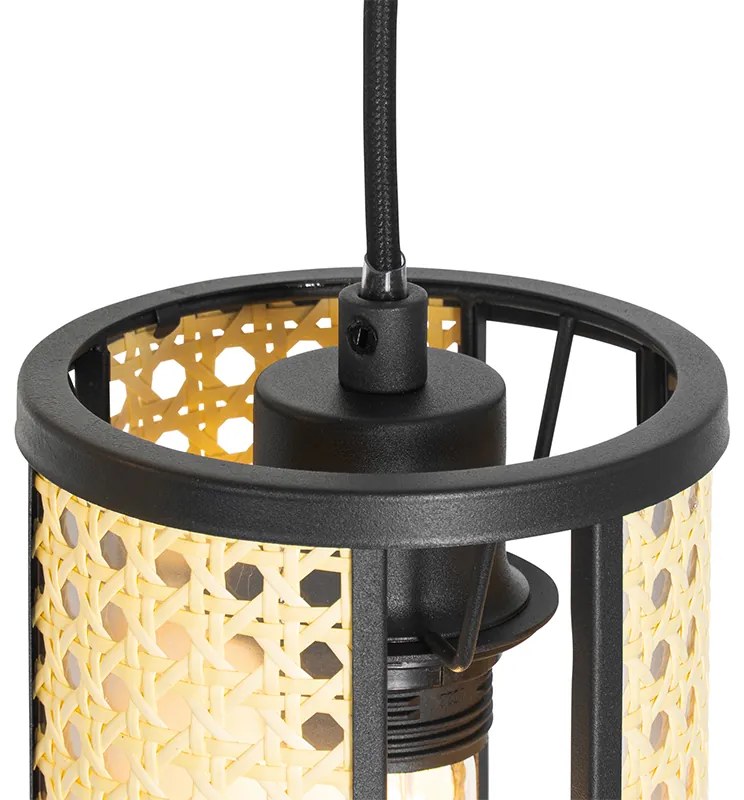 Orientalna lampa wisząca czarna z rattanu 3-światłowa okrągła - Akira Retro Oswietlenie wewnetrzne