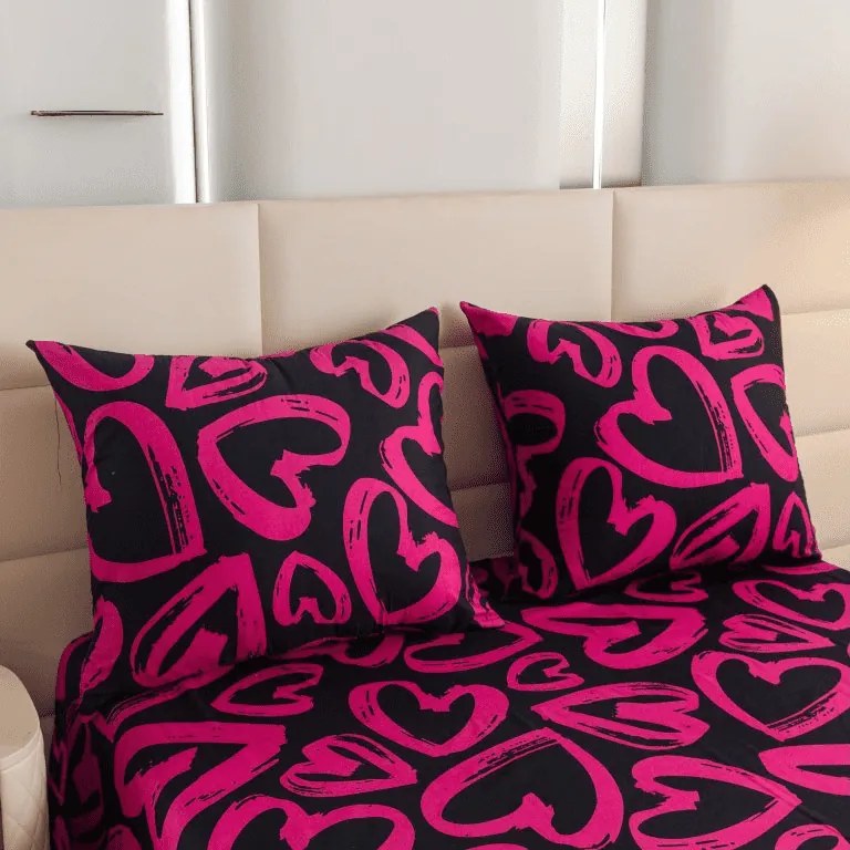 PrzytulneMieszkanie.pl PrzytulneMieszkanie.pl Pościel z mikrofibry AMORYS różowa Rozmiar pościeli: 2 szt 70 x 80 cm | 160 x 200 cm