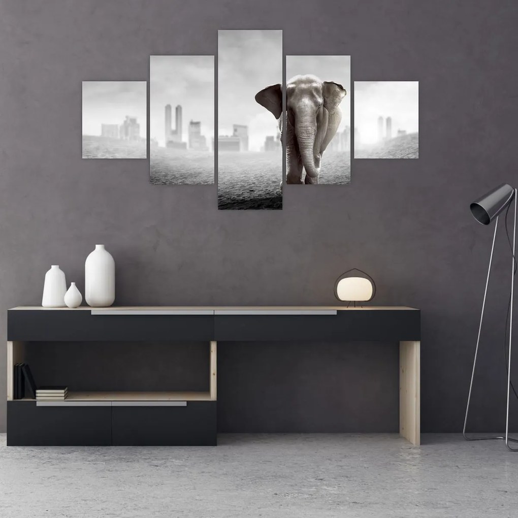 Obraz - Słonie w wielkim mieście, wersja czarno - biała (125x70 cm)