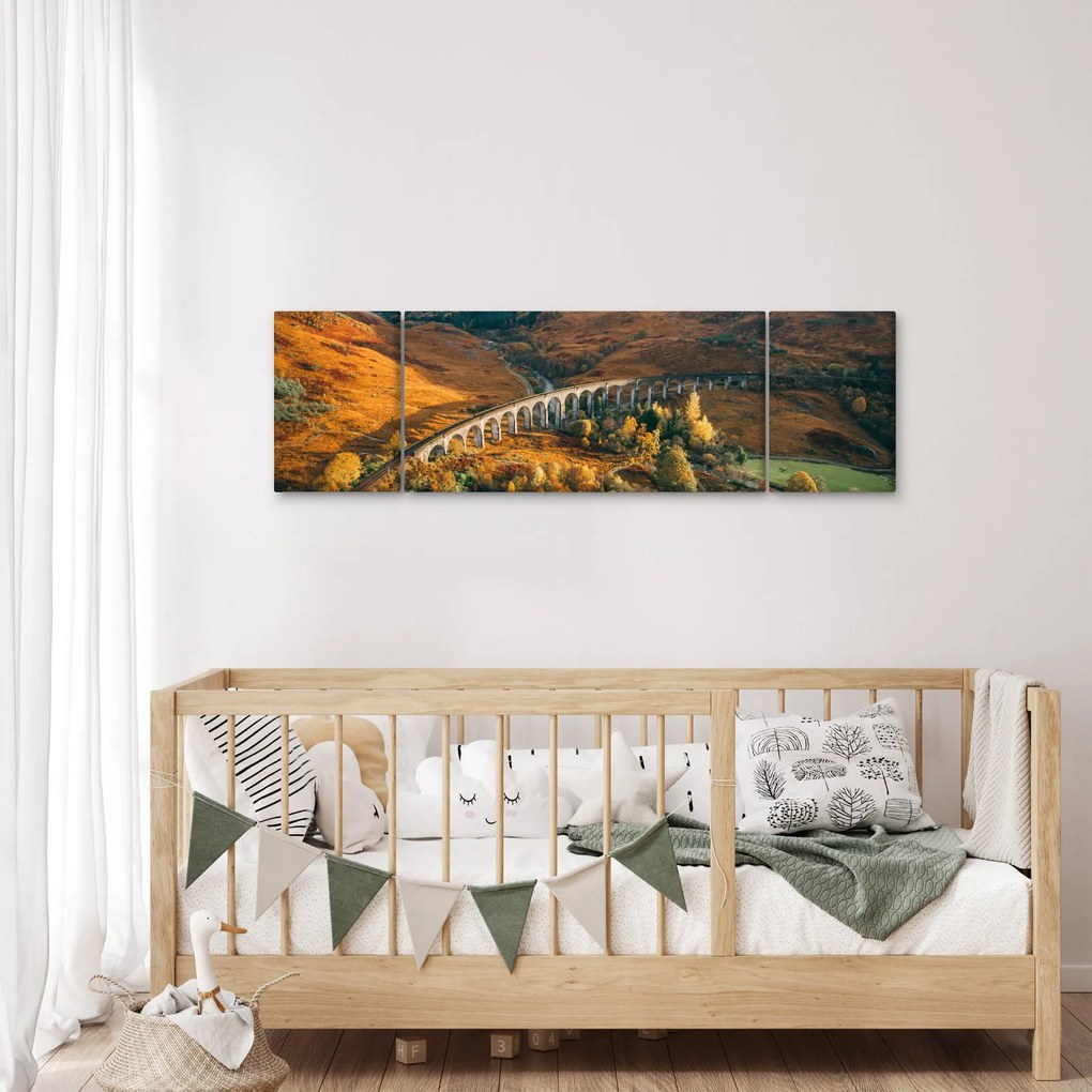 Obraz mostu w szkockiej dolinie (170x50 cm)
