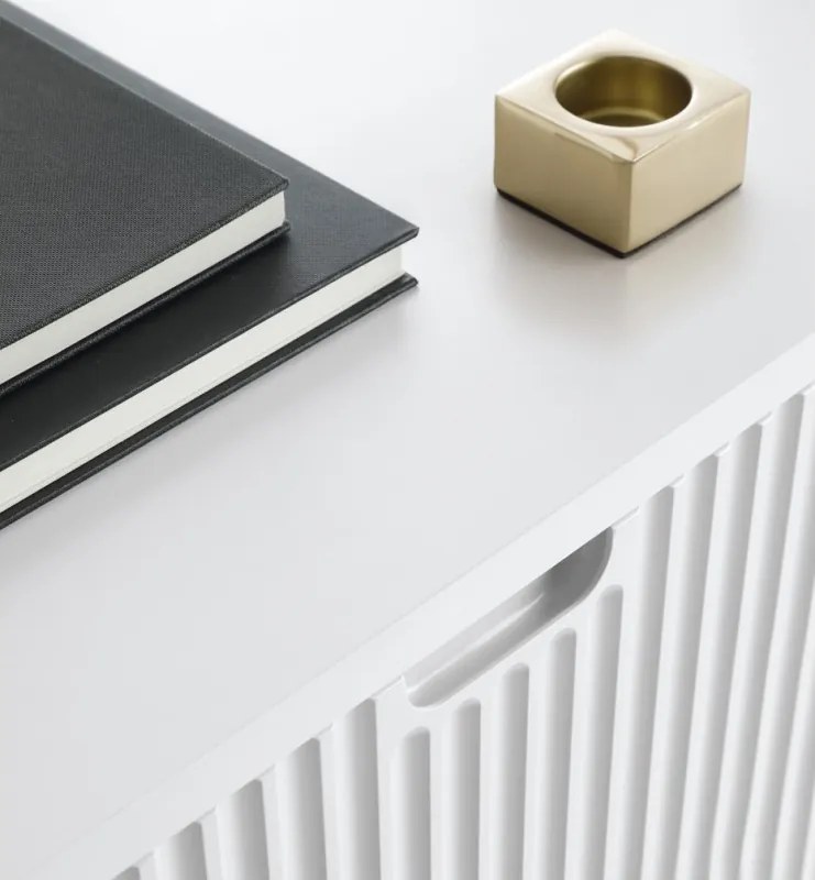 ZURI Toaletka T-103 biała | złote nogi