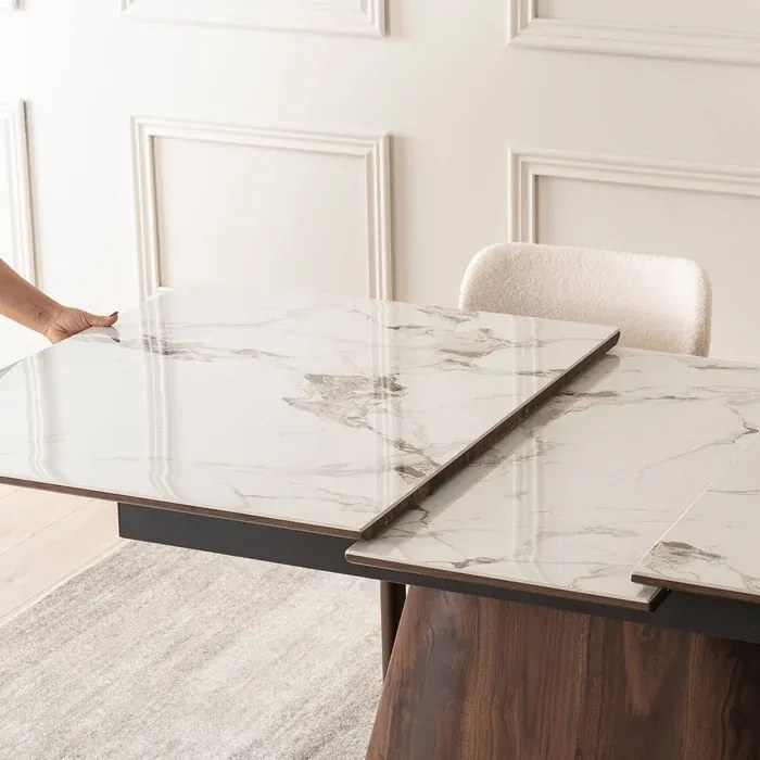 Zestaw Stół Rozkładany Ceramiczny LIZBONA 160-200 cm Biały Marmur/Orzech i 4 Krzesła Tapicerowane GRENADA Kremowe