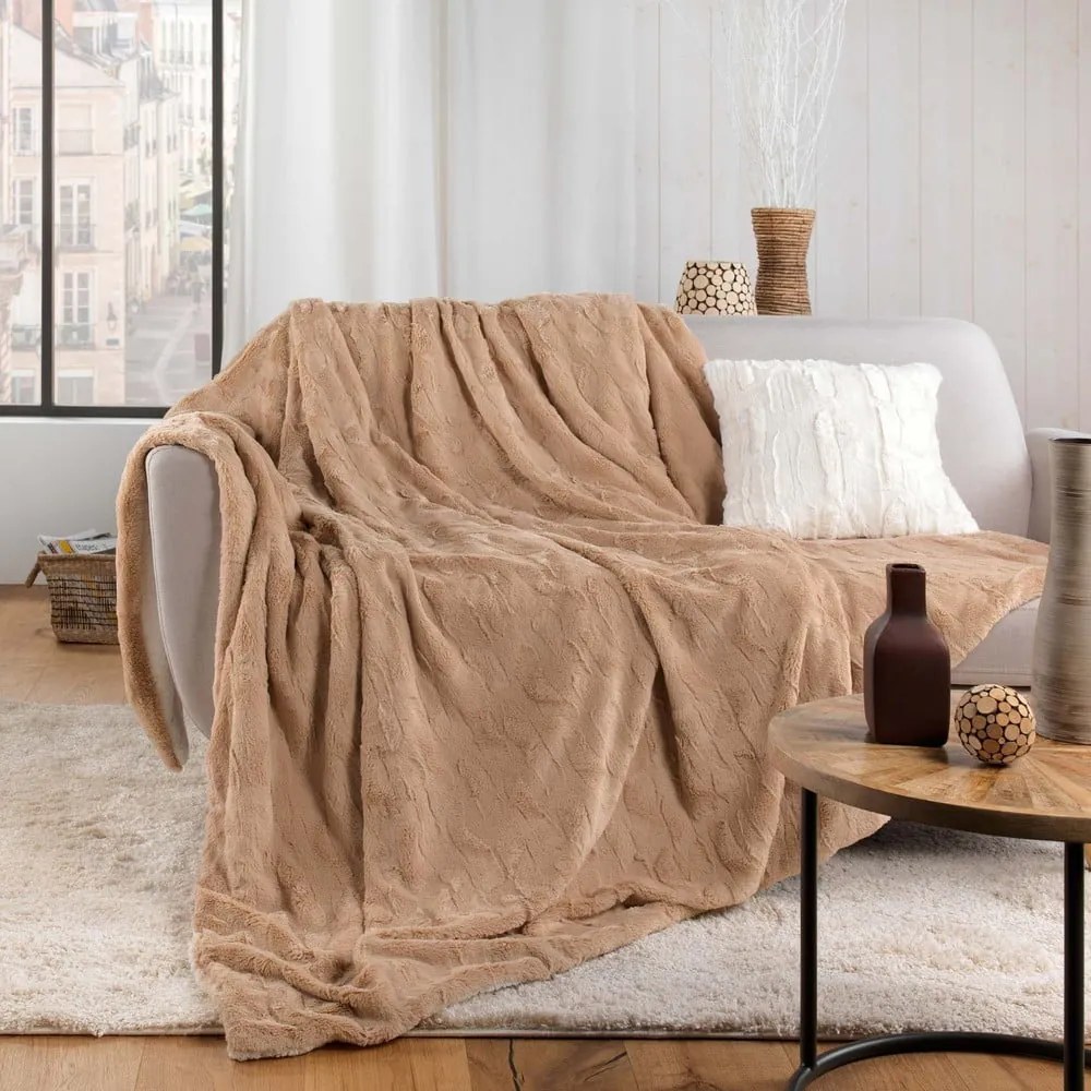 Jasnobrązowy koc z mikropluszu 180x220 cm Foxy – douceur d'intérieur