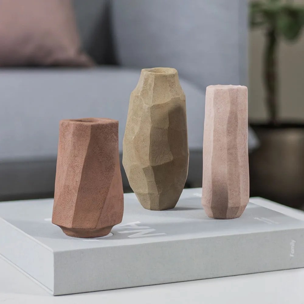 Beżowy wazon z żywicy polimerowej (wysokość 18 cm) Nuki – Mette Ditmer Denmark