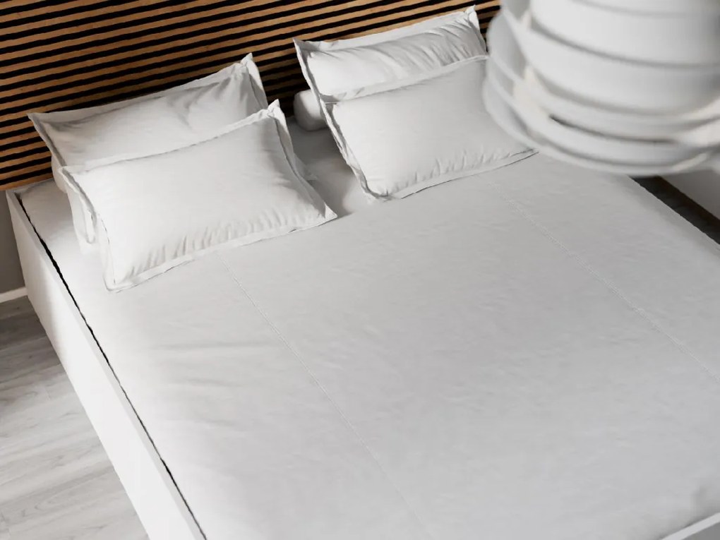 Łóżko BELLA 140 x 200 cm, białe Stelaż: Ze stelażem listwowym elastycznym, Materac: Materac Somnia 18 cm