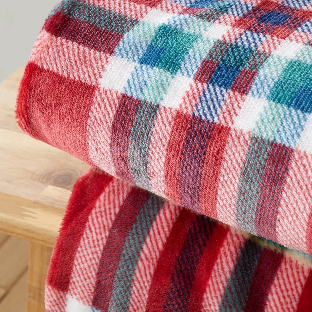 Czerwony koc z materiału sherpa 130x170 cm Kelso Check – Catherine Lansfield
