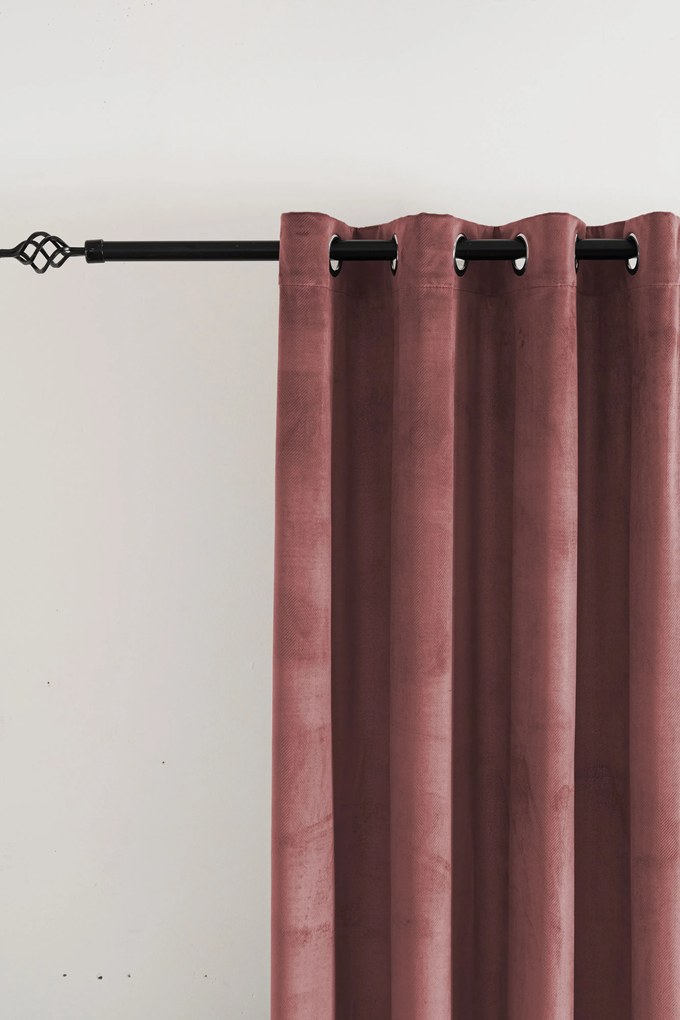 Zasłona zaciemniająca ELVIO VELVET 140x250 cm, staroróżowa Zawieszanie: Metalowe pierścienie