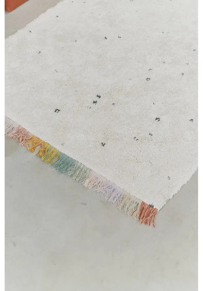 Kremowy bawełniany dywan dziecięcy tkany ręcznie odpowiedni do prania 120x160 cm Stardust – Lorena Canals