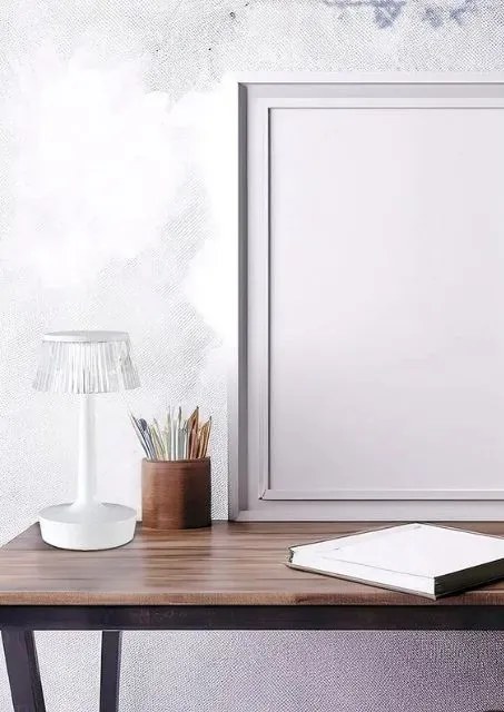 Biała lampka nocna led H0-D13