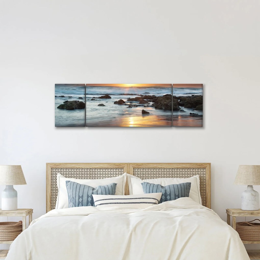 Obraz - Skąpane w słońcu morze (170x50 cm)