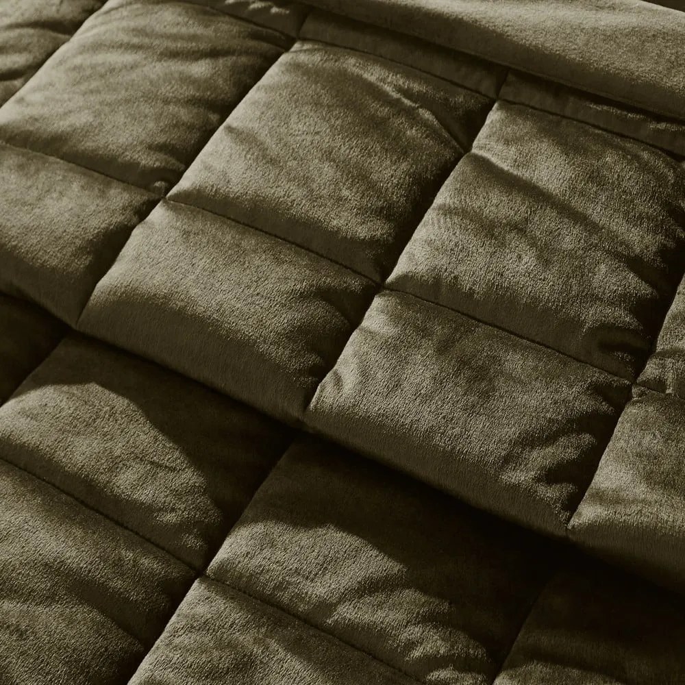 Aksamitna narzuta pikowana w kolorze khaki 220x220 cm Kingsley – Catherine Lansfield