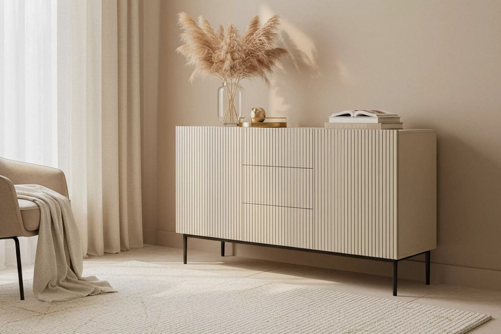 Komoda z szufladami Nicole 150 cm - kaszmir / czarne nóżki