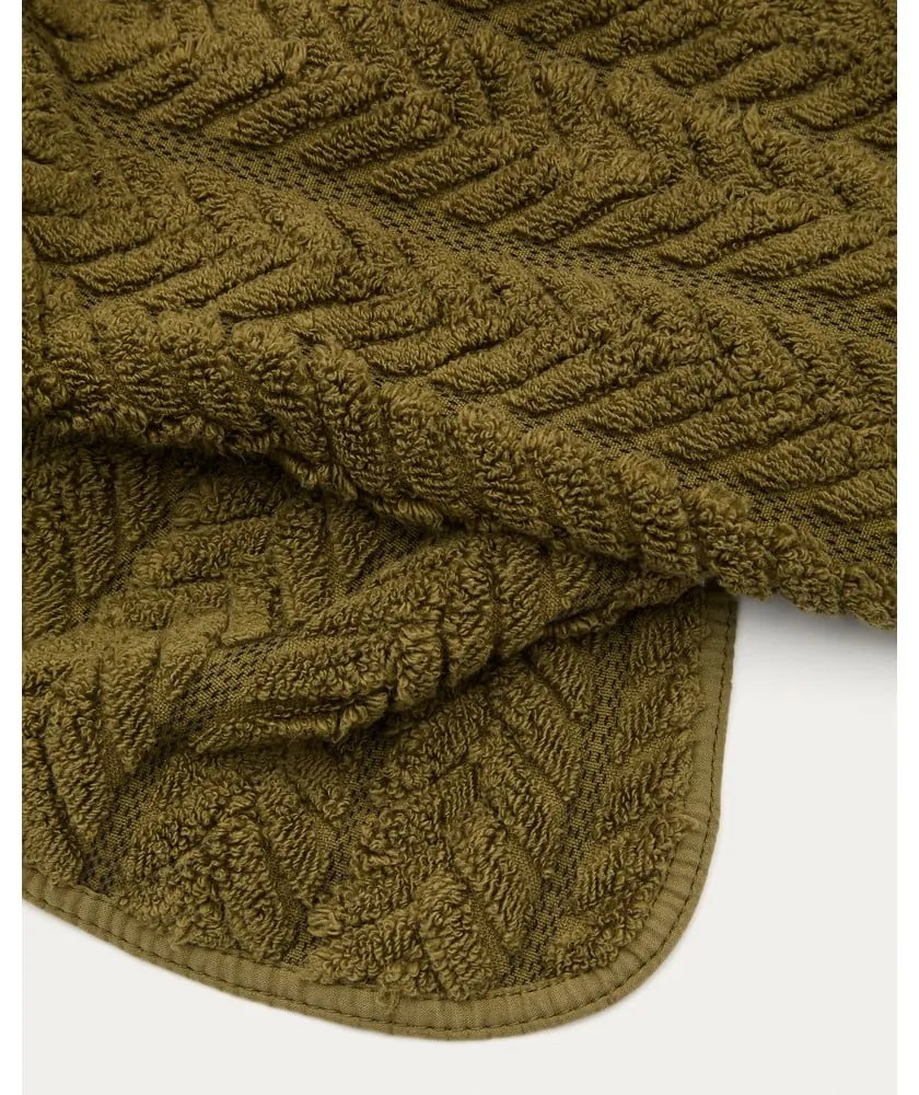 Zielony bawełniany ręcznik frotte 50x90 cm Rune – Kave Home
