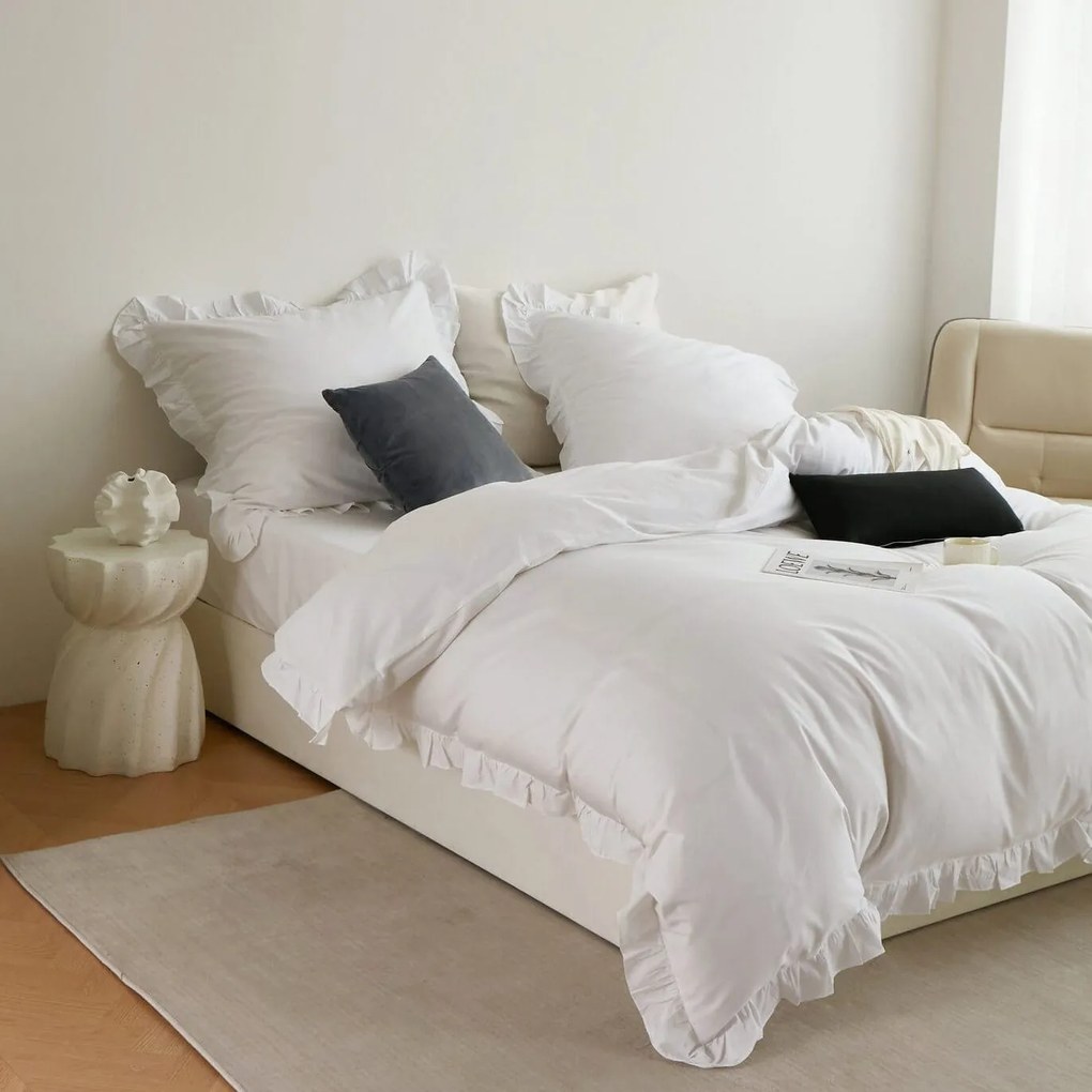 Biała pościel z falbaną Ruffy - satyna bawełniana premium