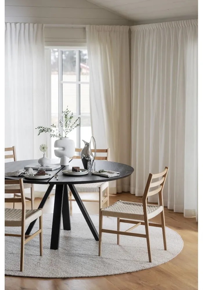 Okrągły stół z blatem z drewna dębowego 150x150 cm Carradale – Rowico