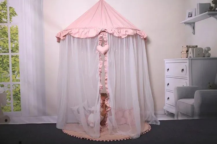 Różowo-biały baldachim dla dziewczynki P5-H82