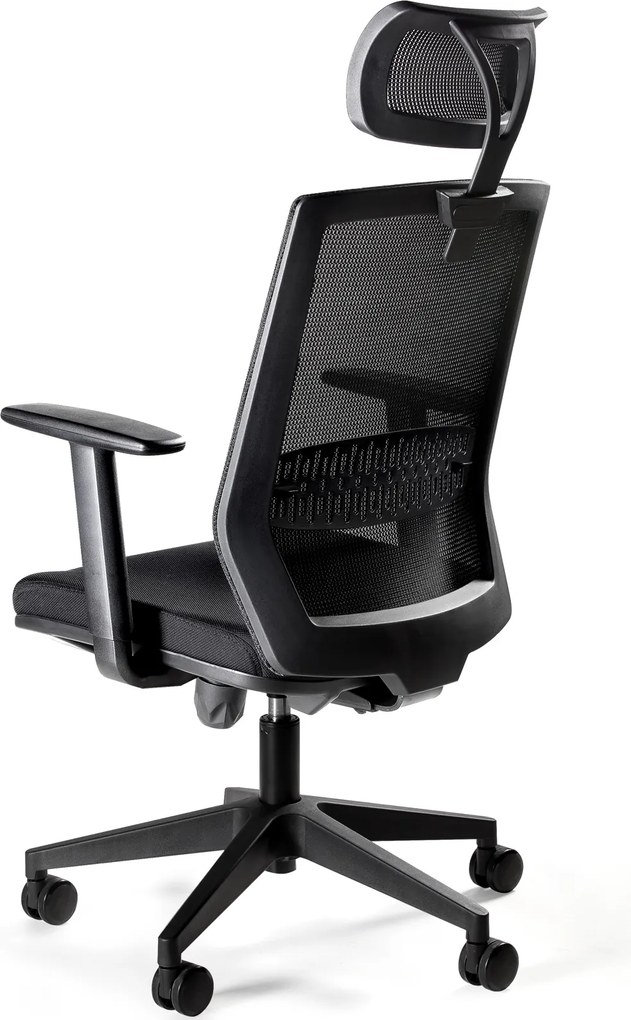 Ergonomiczny fotel biurowy Esta, zgodny z normą BHP