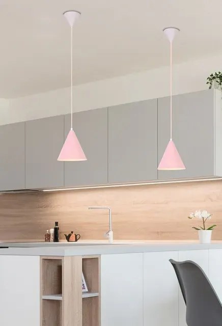 Różowa lampa wisząca metalowy stożek - V014 K5-S83