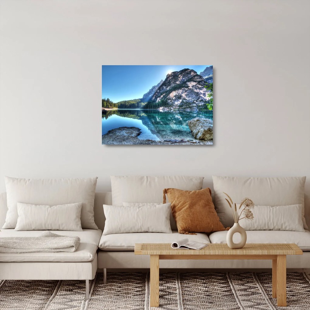 Obraz na szkle wysokogórskiego jeziora (70x50 cm)