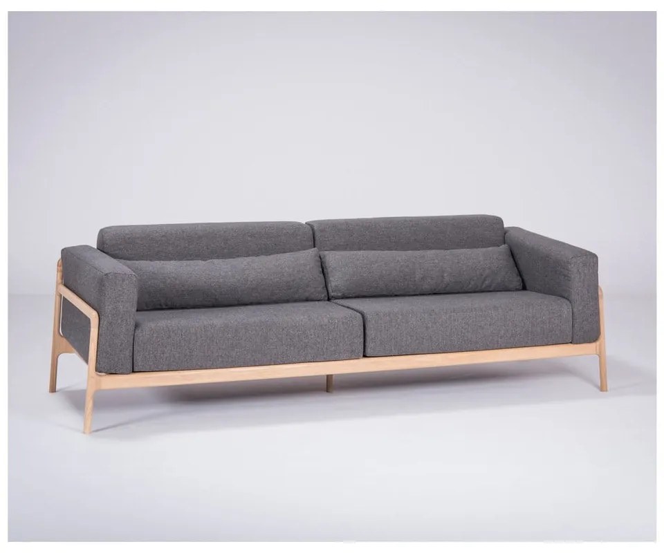 Ciemnoszara sofa z konstrukcją z drewna dębowego Gazzda Fawn, 240 cm