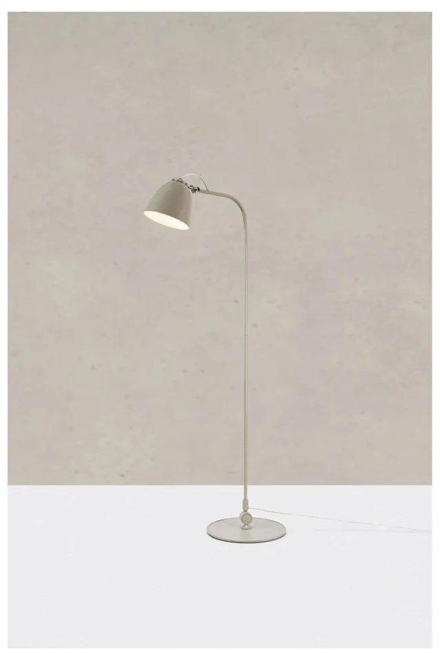 Szarobeżowa lampa stojąca z metalowym kloszem (wysokość 130 cm) Tilt – Markslöjd