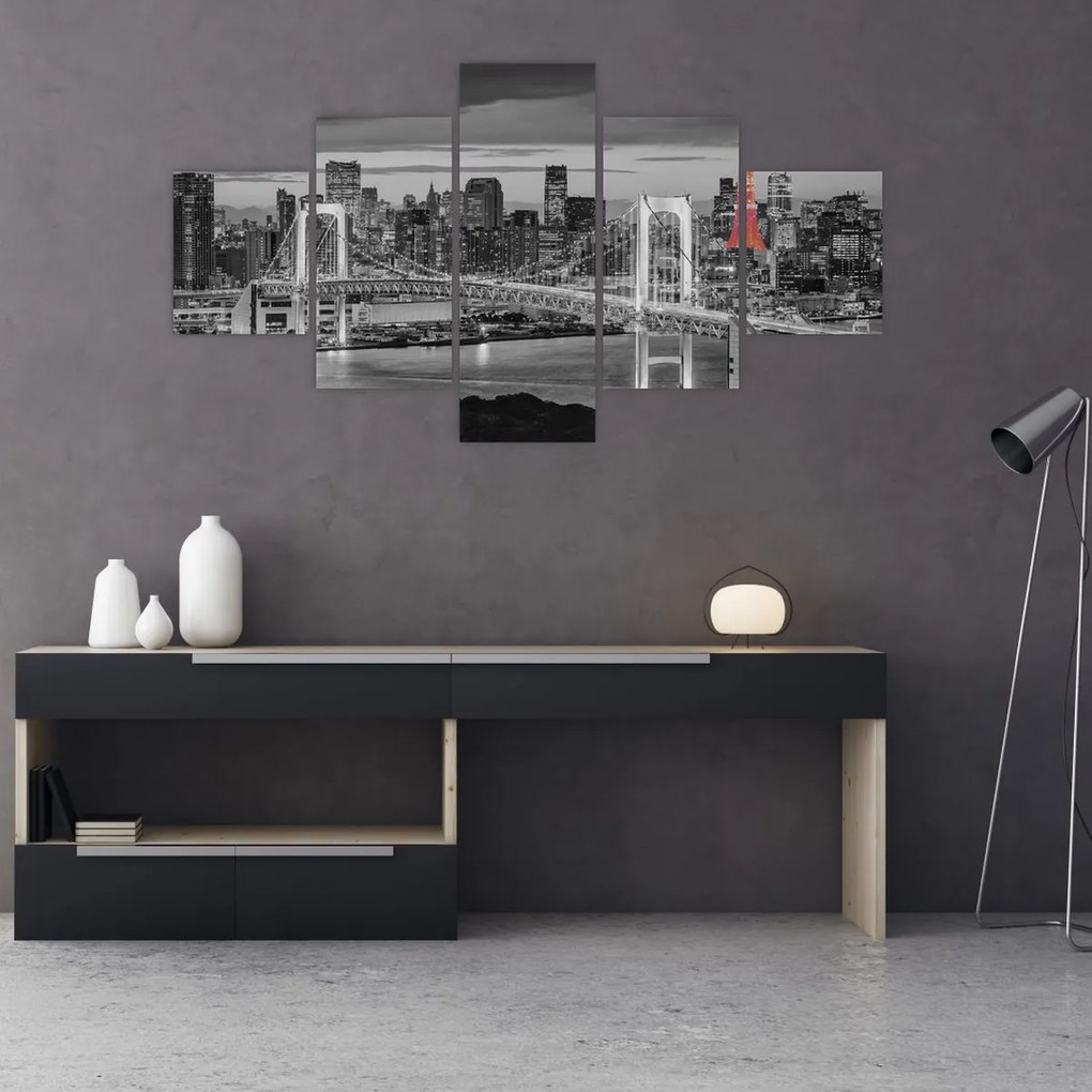 Obraz - Duże miasto z czerwoną wieżą (125x70 cm)