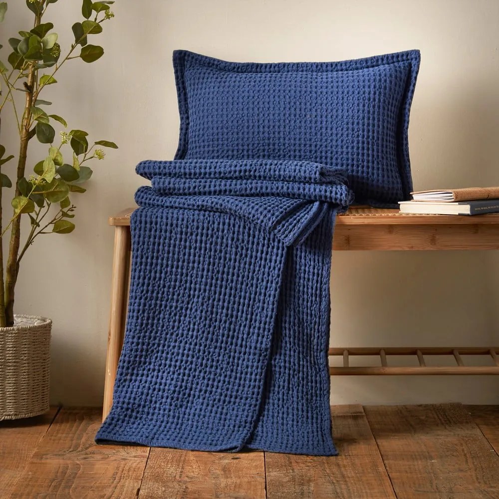 Ciemnoniebieski bawełniany koc 150x200 cm Jaipur Chunky Waffle – Pineapple Elephant