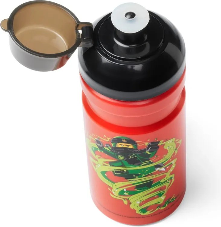 Czerwona butelka na wodę z czarną zakrętką LEGO® Ninjago, 390 ml