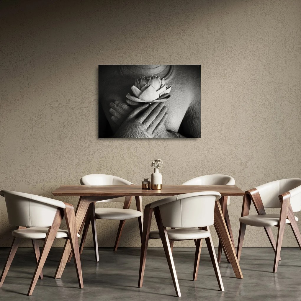 Obraz na szkle - Lotos w rękach Buddy (70x50 cm)