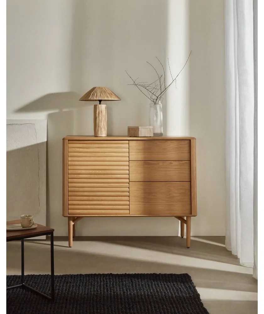 Niska komoda w dekorze dębu 105x86 cm Lenon – Kave Home