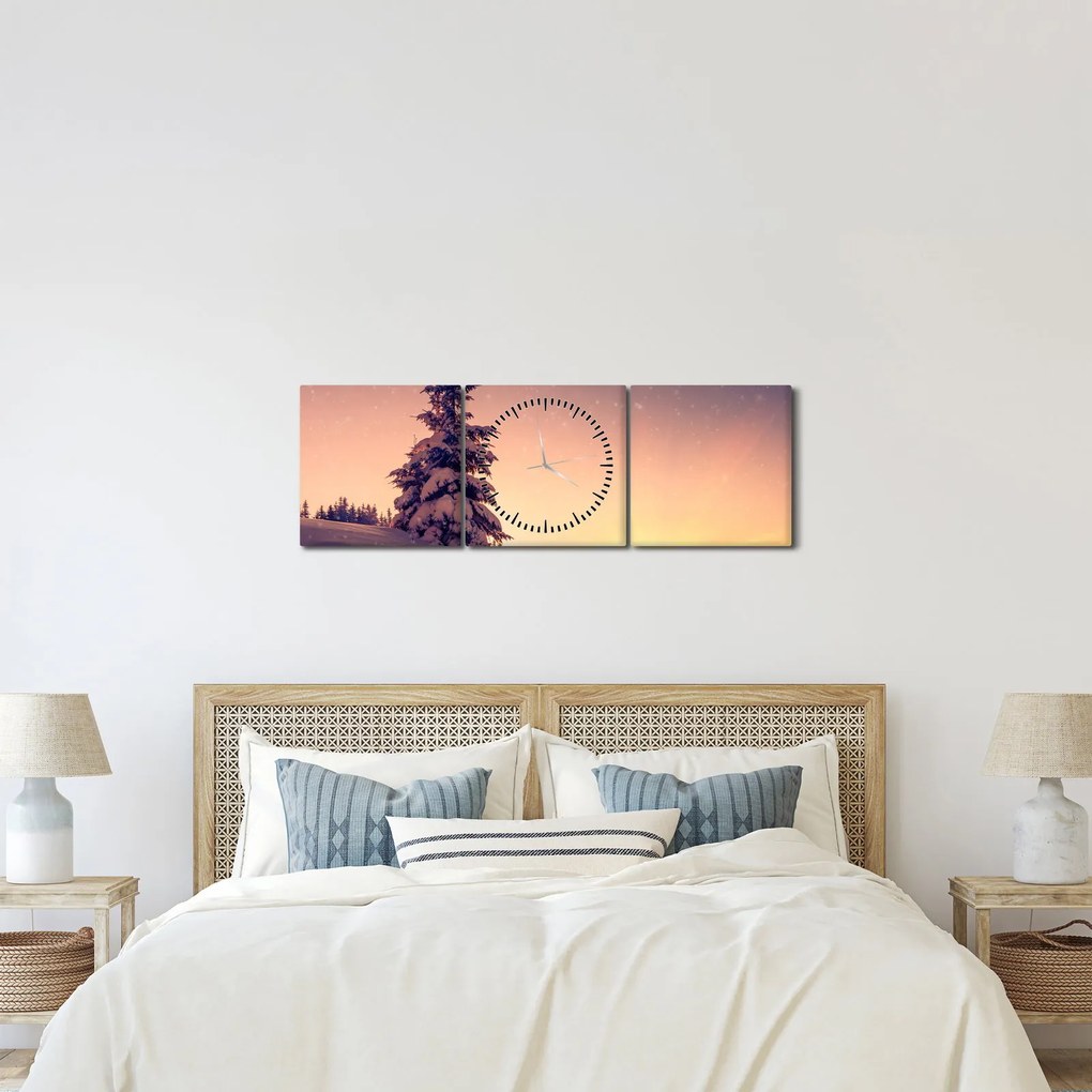 Obraz ośnieżonego drzewa na łące (z zegarem) (90x30 cm)