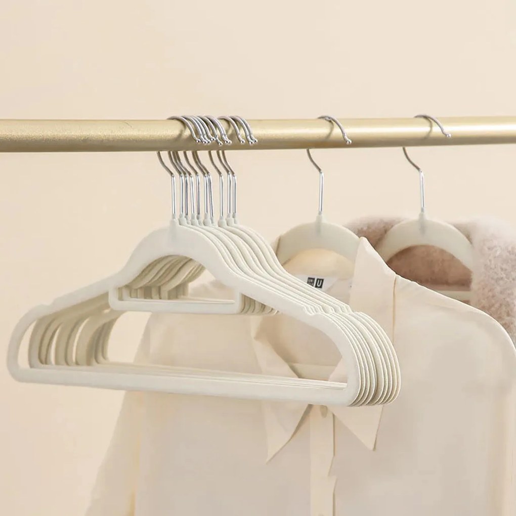 Zestaw wieszaków welurowych MAGIC VELVET 20 szt. białe