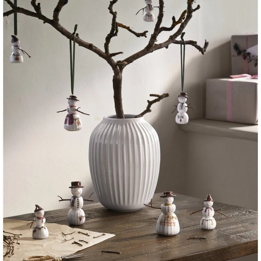 Porcelanowa ręcznie malowana ozdoba świąteczna ø 4,5 cm Hammershøi Snowwife – Kähler Design