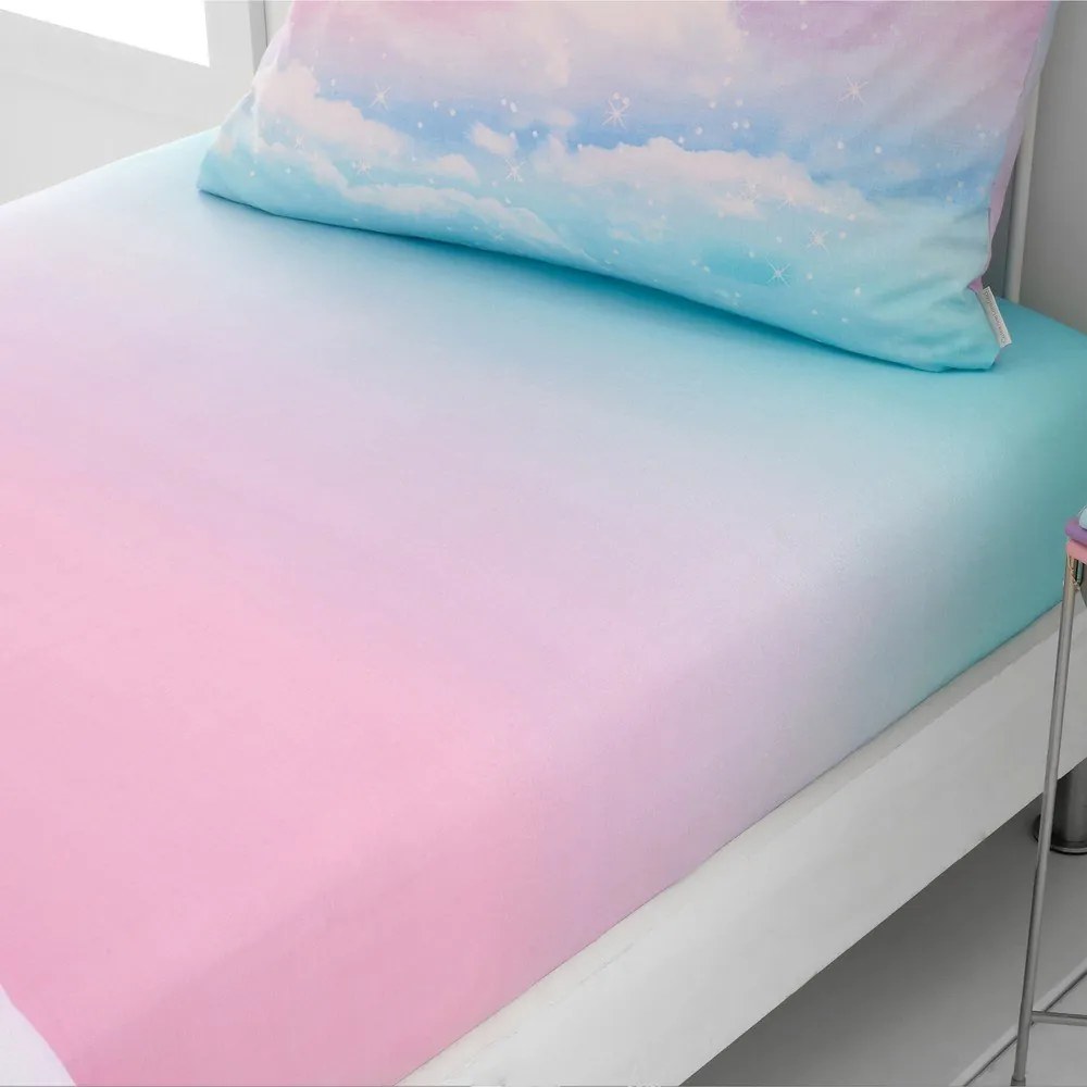 Niebiesko-różowe prześcieradło dziecięce jednoosobowe z gumką 90x190 cm Ombre Rainbow Clouds – Catherine Lansfield