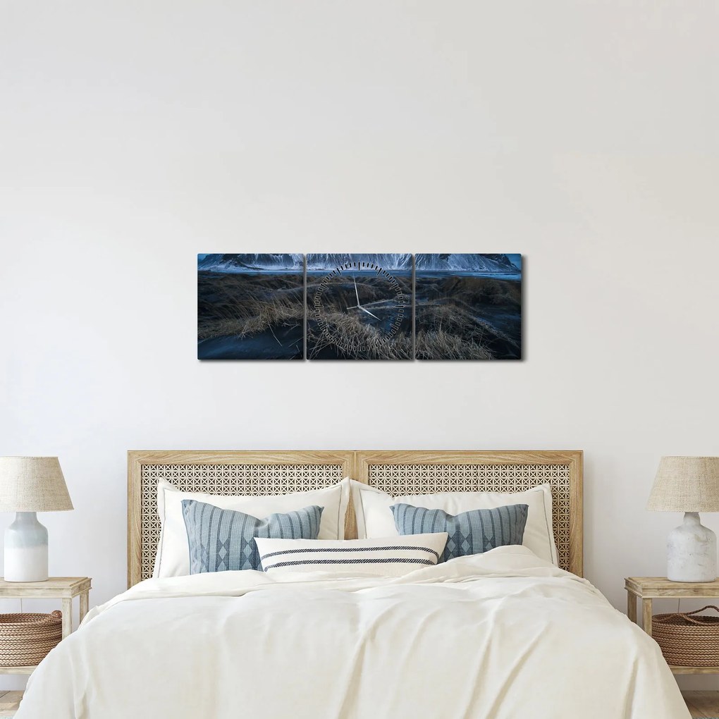 Obraz z widokiem na islandzkie szczyty (z zegarem) (90x30 cm)