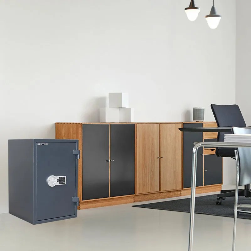 Sejf meblowy ognioodporny FIRE HERO 65 EL, 670 x 440 x 450 mm, elektroniczny zamek