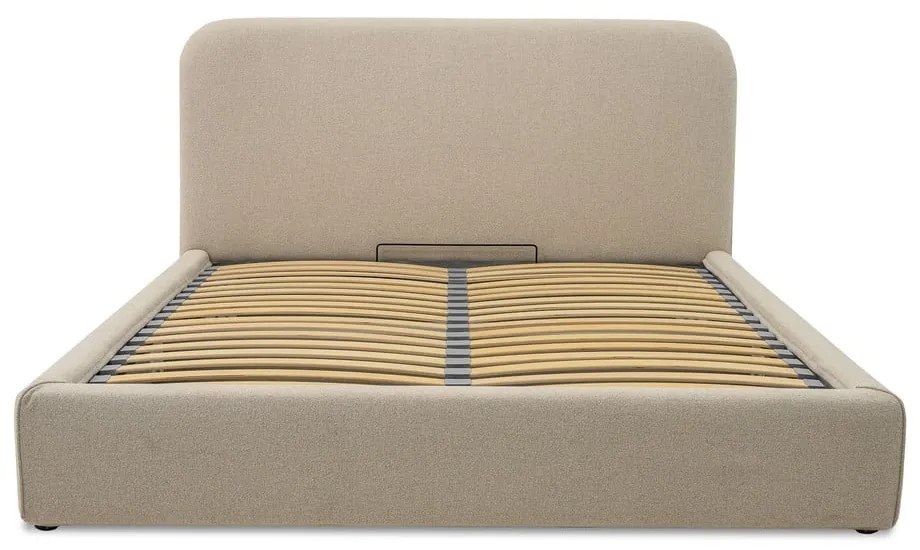 Beżowe tapicerowane łóżko dwuosobowe ze schowkiem ze stelażem 140x190 cm Sea – Scandic