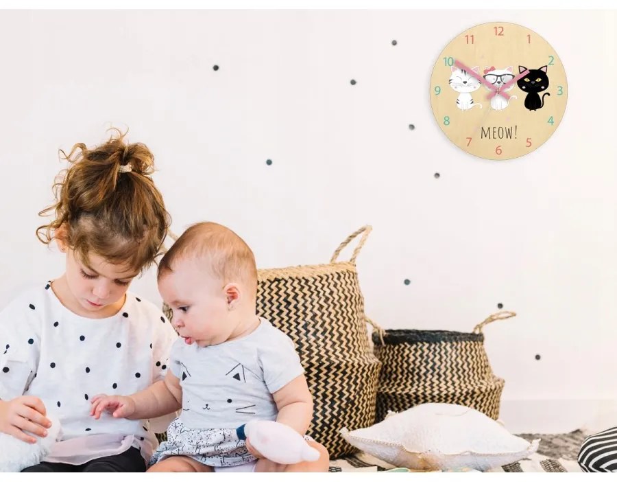 Zegar na ścianę cichy do pokoju dziecięcego drewniany nowoczesny kotki meow