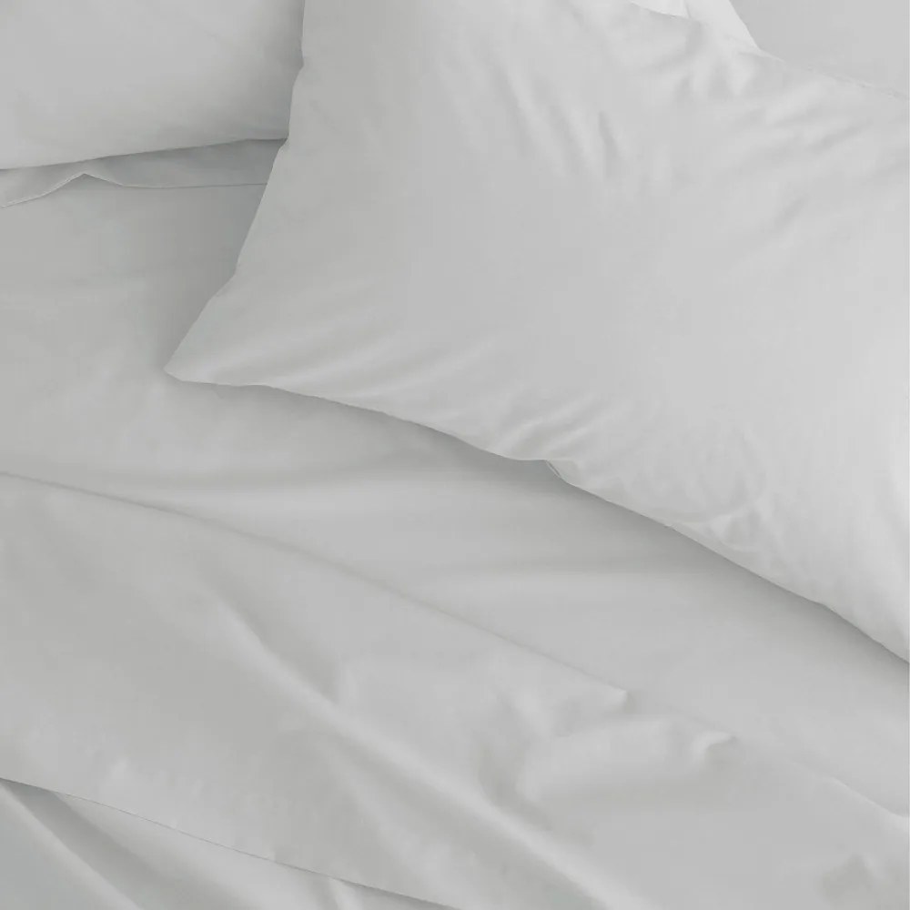 Białe prześcieradło z perkalu z gumką 150x200 cm Easy Iron Percale – Catherine Lansfield
