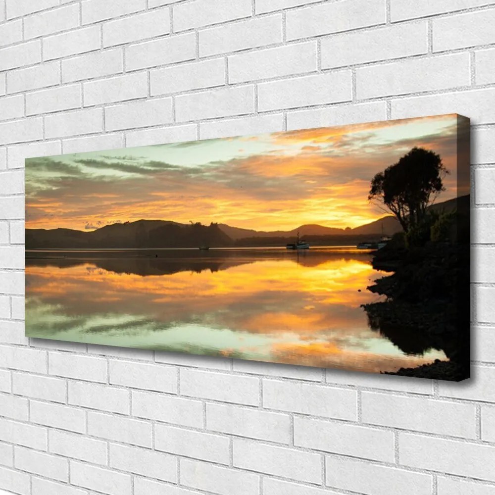 Obraz na płótnie Odbicie Gór w Lustrze Wody