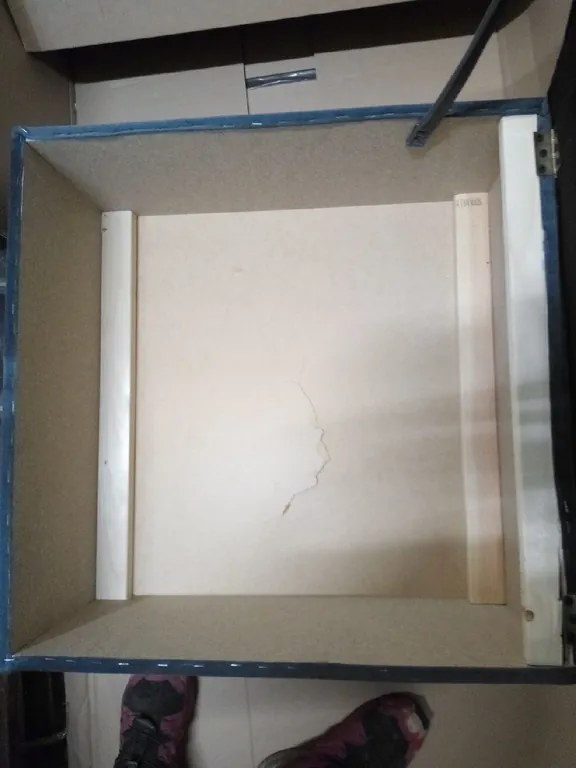 Promocja: Ciemnoszara pufa ZENOVA z miejscem na przechowywanie 65x65 cm II gatunek