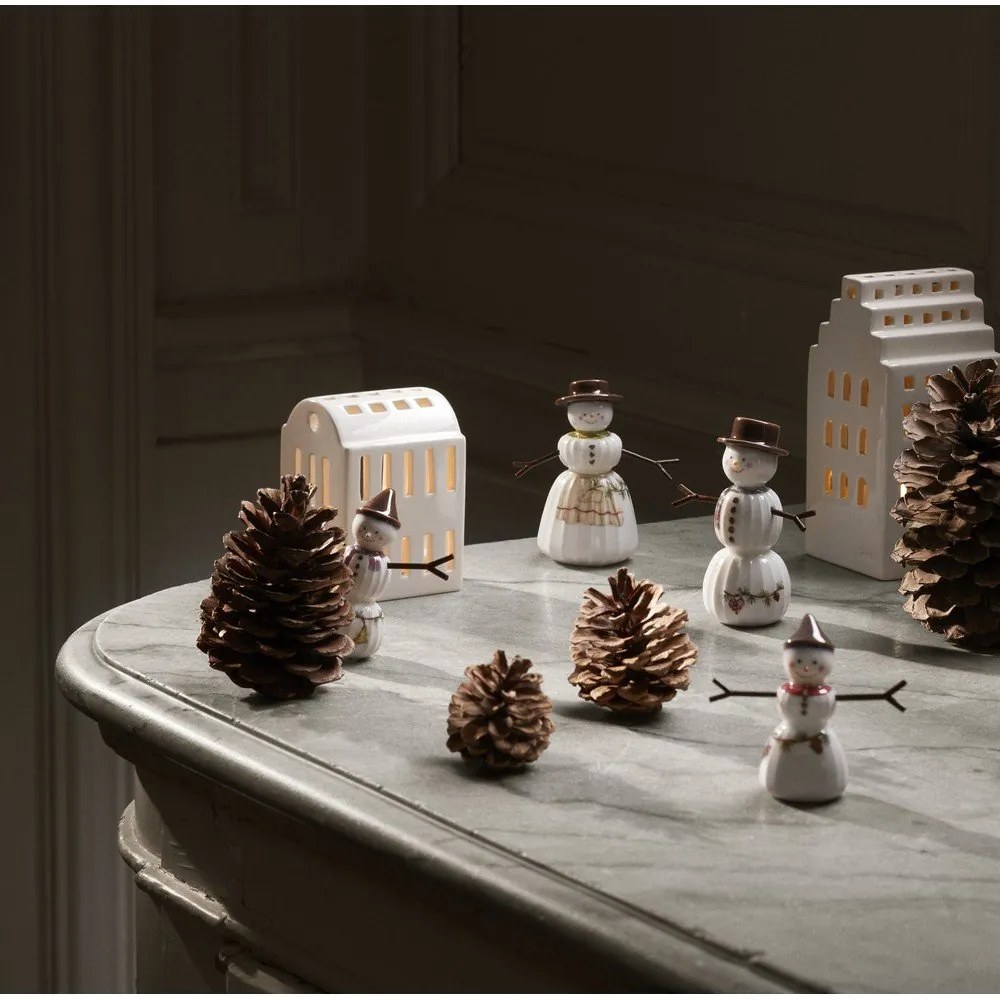 Porcelanowa figurka świąteczna (wysokość 9 cm) Hammershøi Snowwife – Kähler Design