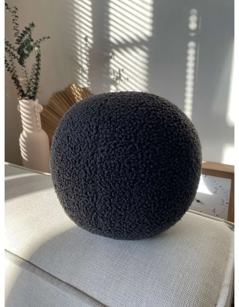 Poduszka dekoracyjna z materiału bouclé ø 20 cm Top – Mioli Decor