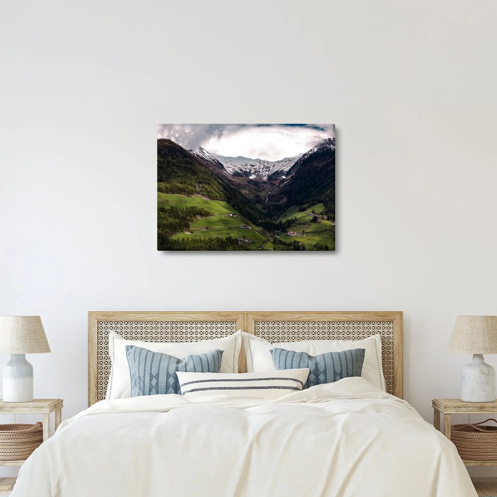 Obraz - Dolina pod górami (70x50 cm)