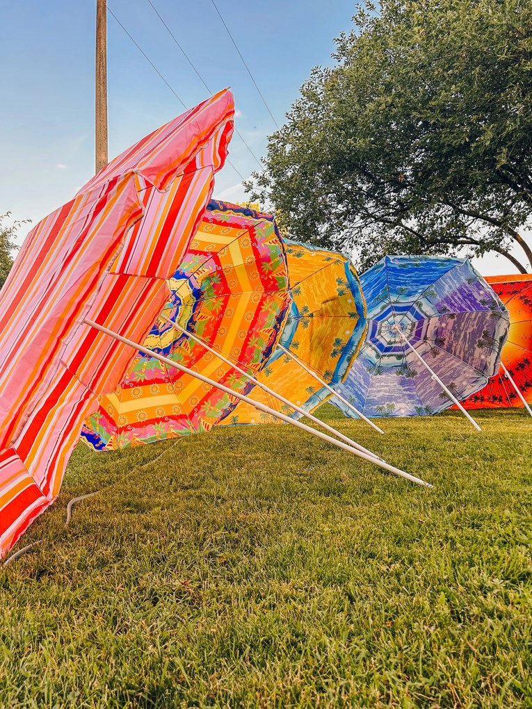 Biało-niebieski parasol LUMINA 180 cm