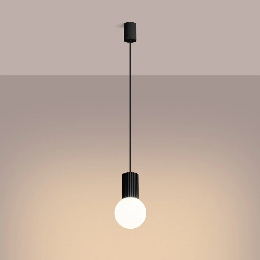 Lampa wisząca HALO 1 czarna ryflowana  SOLLUX  LIGHTING